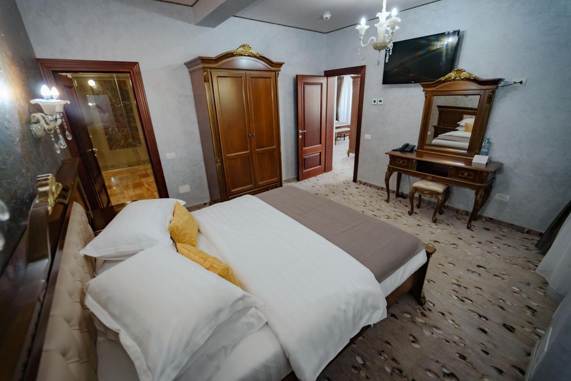 فندق Almar Luxury Năvodari المظهر الخارجي الصورة
